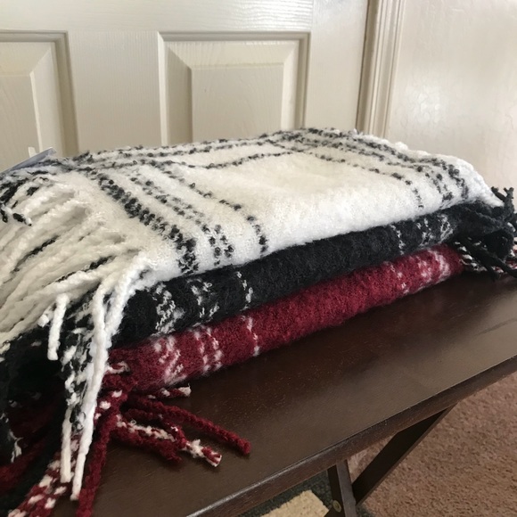 3 Colors! Plaid Fringe Infinity Scarf - Picture 3 of 7